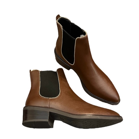 COACH Bowery Leather Beadchain Chelsea Brown Walnut Booties Size 6 - Picture 2 of 10